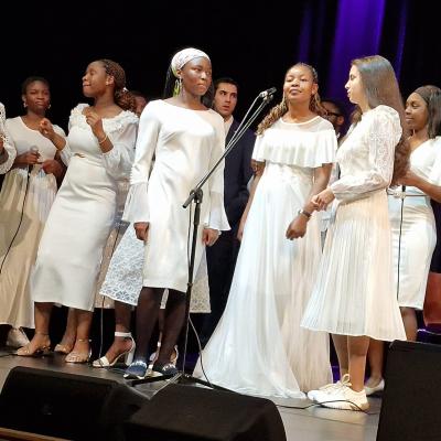 410831404 339178568831185 8035772360054833737 N