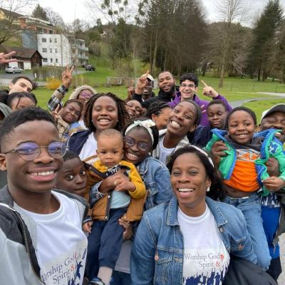 Photo 2023 04 15 22 20 33 4